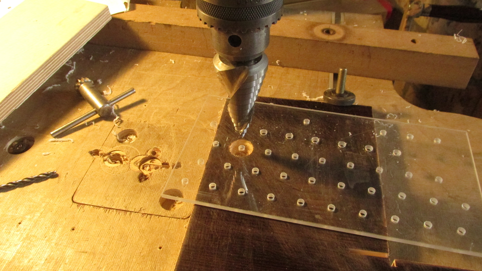 ../images/keyboard/IMG</em>3012.JPG
